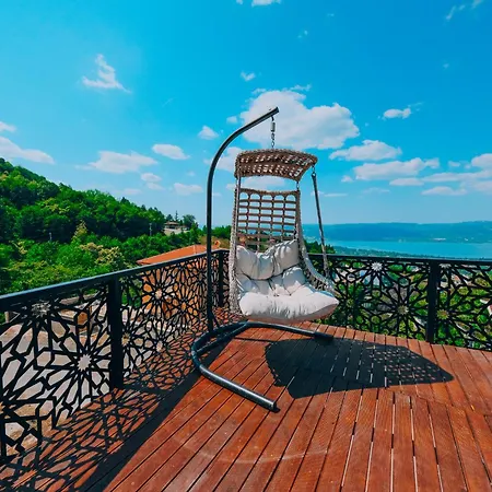 Chalet Bungorise Teras Heated Pool And View